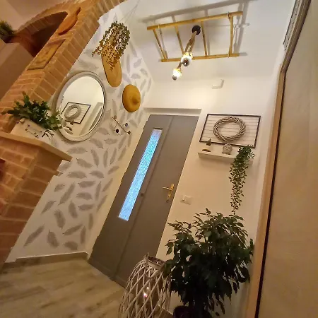Casa Fiorita 22 Apartment *